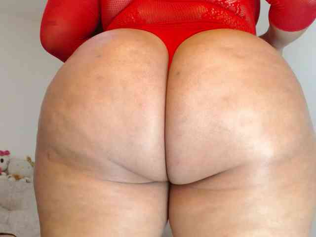 sashacreamy webcam