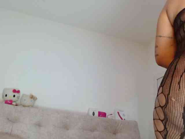 sashacreamy webcam