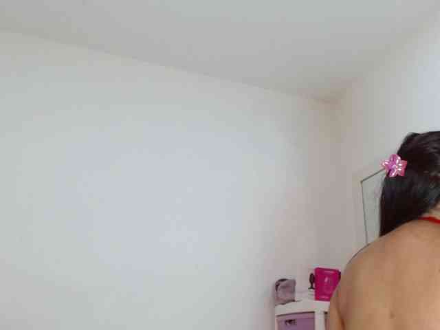 sashacreamy webcam