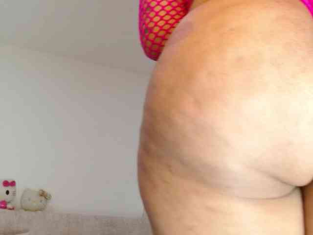 sashacreamy webcam