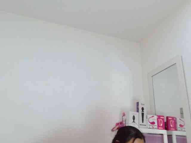 sashacreamy webcam