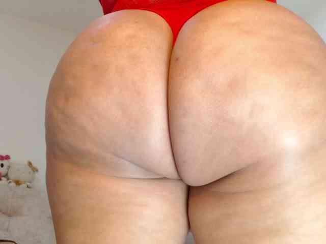 sashacreamy webcam