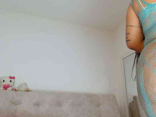 sashacreamy webcam