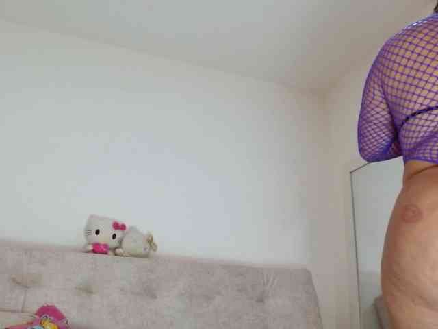 sashacreamy webcam
