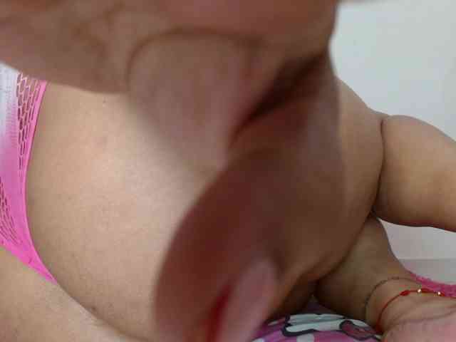 sashacreamy webcam