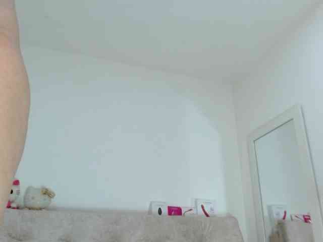 sashacreamy webcam