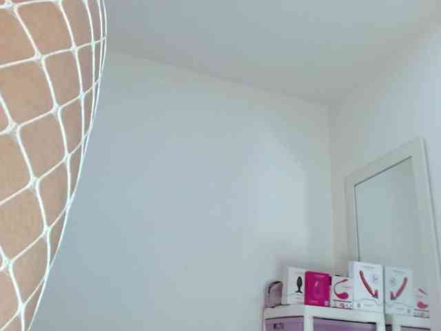sashacreamy webcam