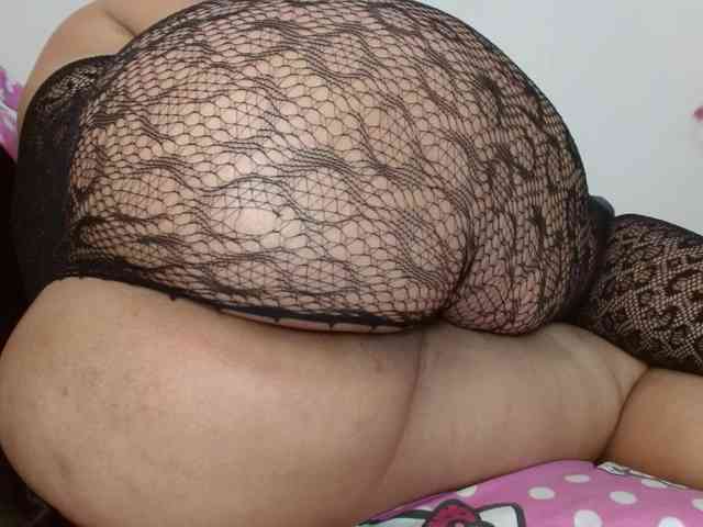 sashacreamy webcam