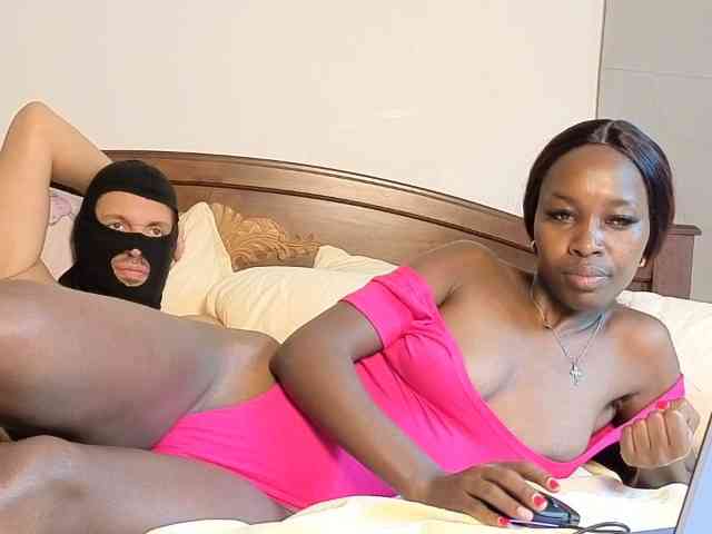 Model: BlackWhitelover691