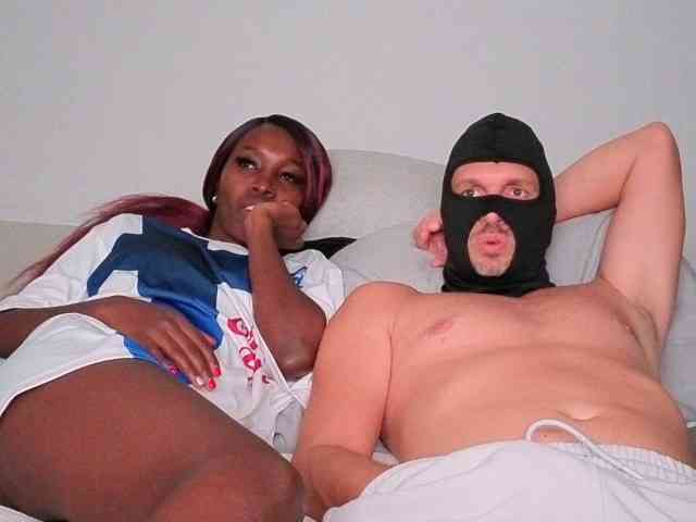 Model: BlackWhitelover691