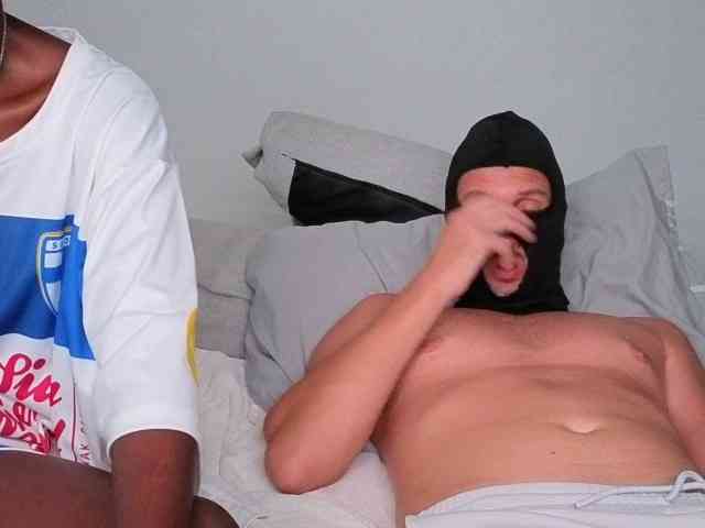 BlackWhitelover691 webcam