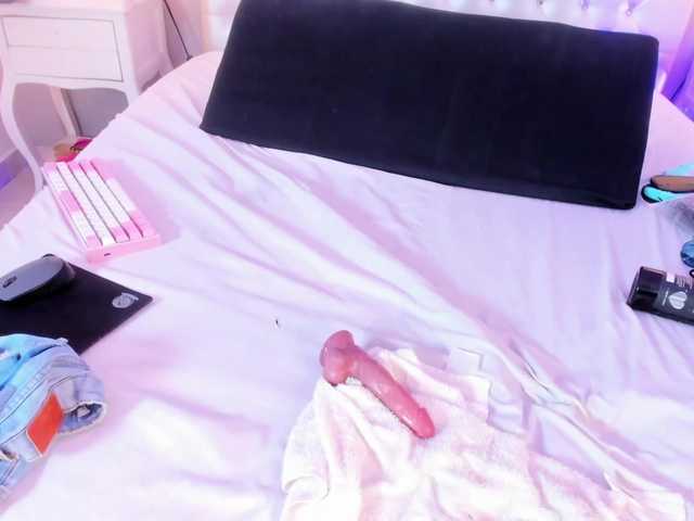 Mature-squiirt live webcam show
