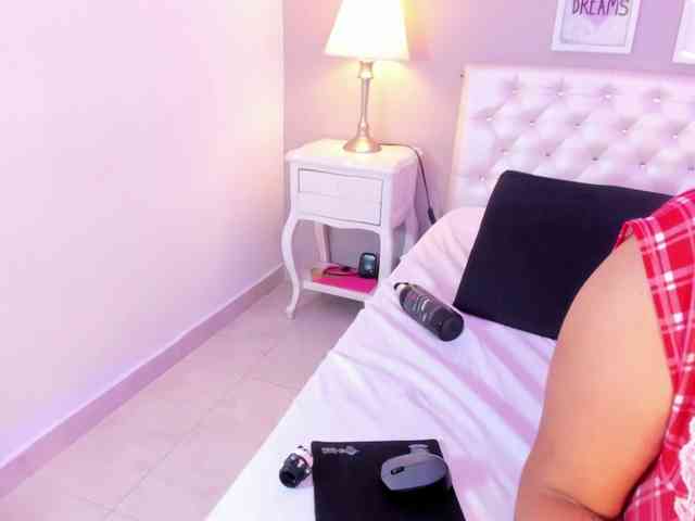 Mature-squiirt webcam