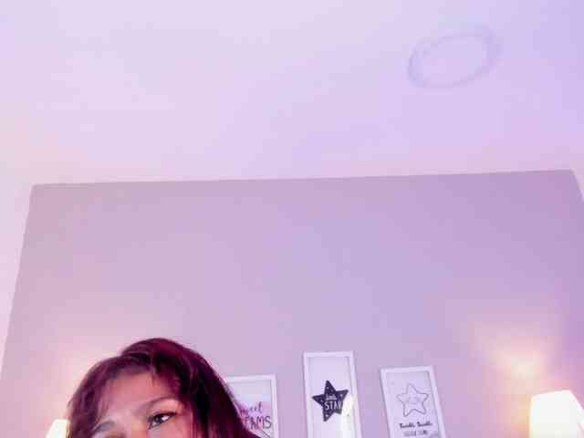 Mature-squiirt Live Webcam on BongaCams