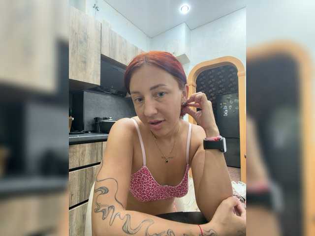 Glorious3 live cam on BongaCams