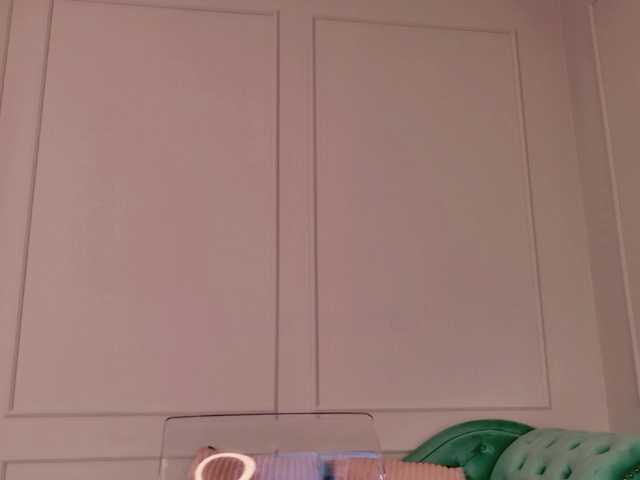 Evaathorn live webcam show