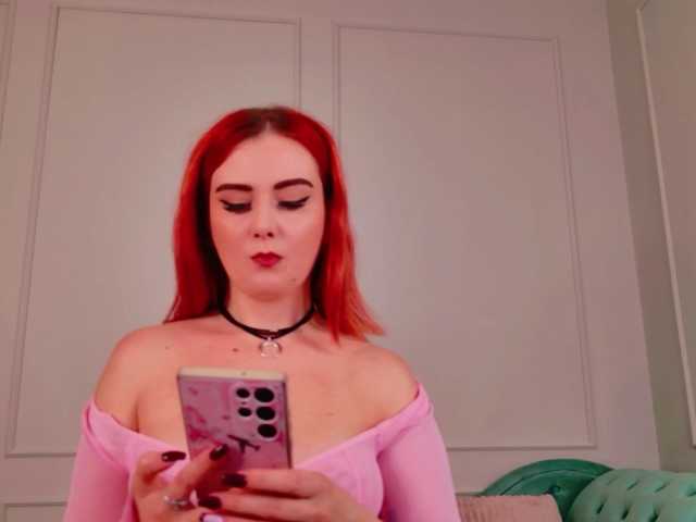 Evaathorn live cam on BongaCams