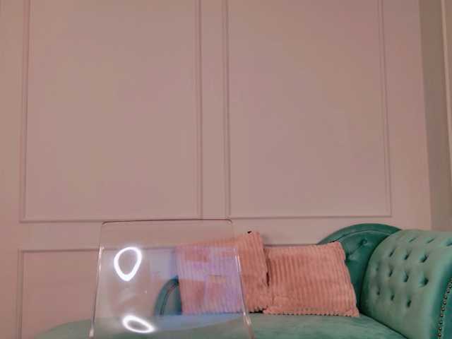 Evaathorn live cam on BongaCams