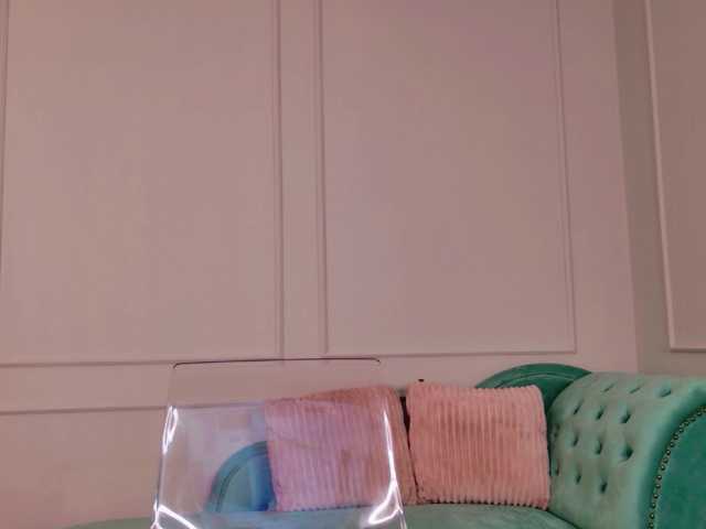 Evaathorn live cam on BongaCams