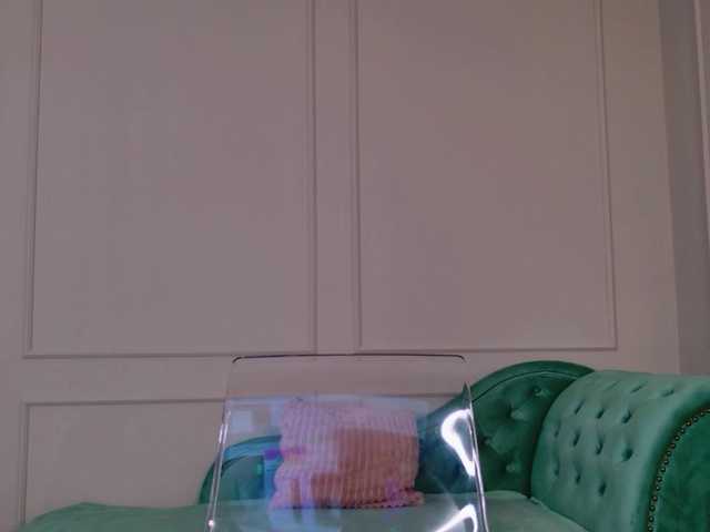 Evaathorn live cam on BongaCams