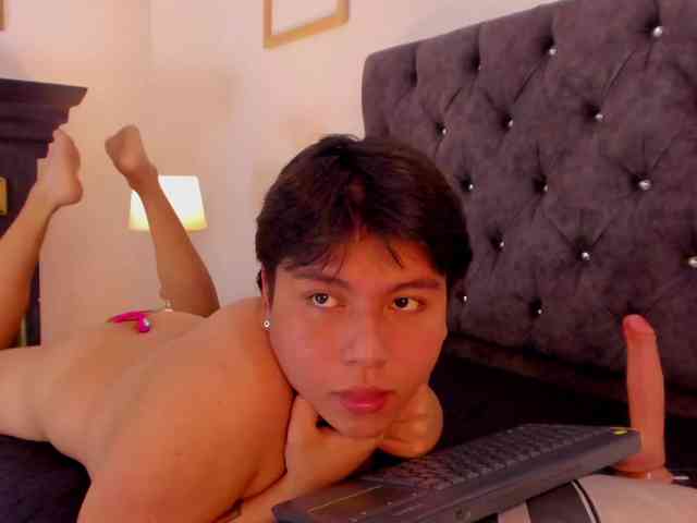1Maximo Sex Cam Show