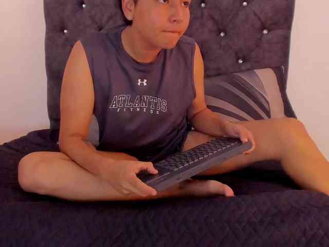 1Maximo Sex Cam Show