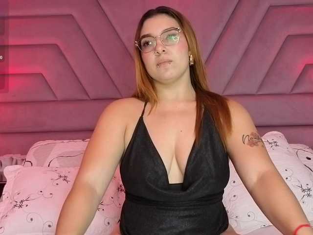 AliciaMiller live cam on BongaCams