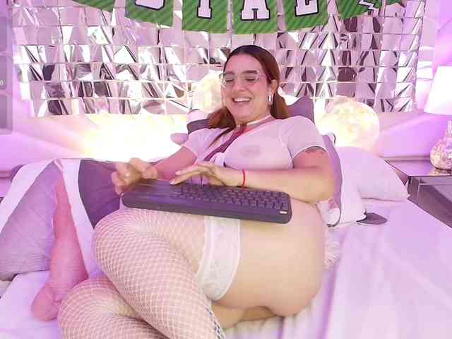 AliciaMiller webcam