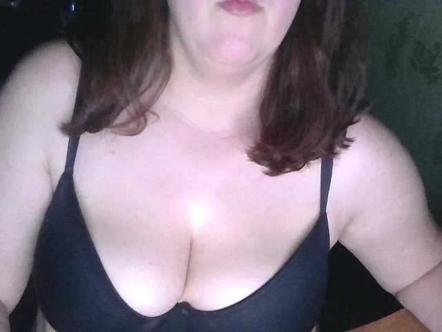 HoneyLipsss live cam on BongaCams