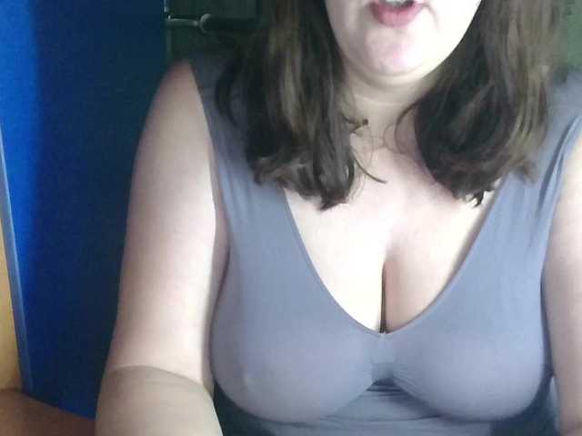 HoneyLipsss live cam on BongaCams