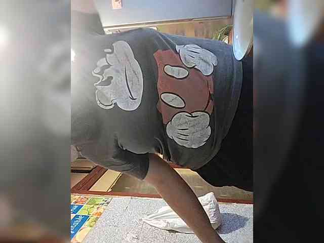 HoneyLipsss webcam