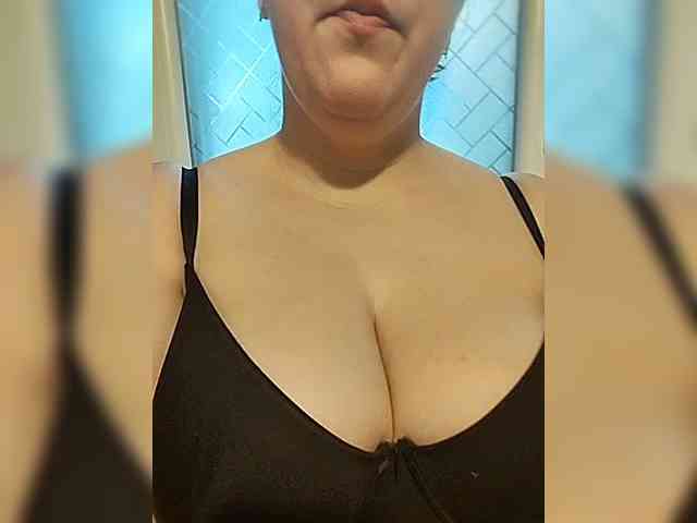 HoneyLipsss webcam