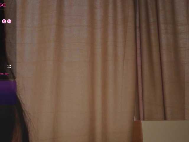 WhiteBerrry live cam on BongaCams