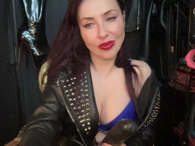 Profile and Statistics for BlackPoisona on BongaCams