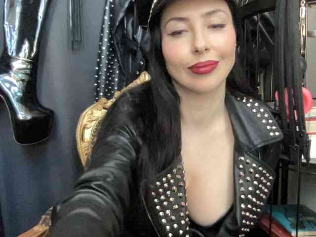 BlackPoisona webcam