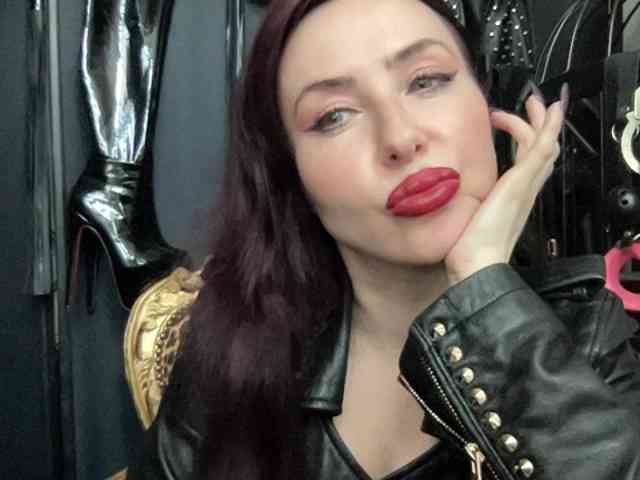 Model: BlackPoisona