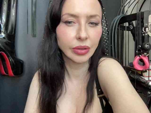 BlackPoisona webcam