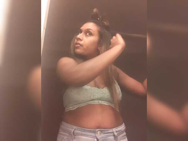 SexyCherri live cam on BongaCams