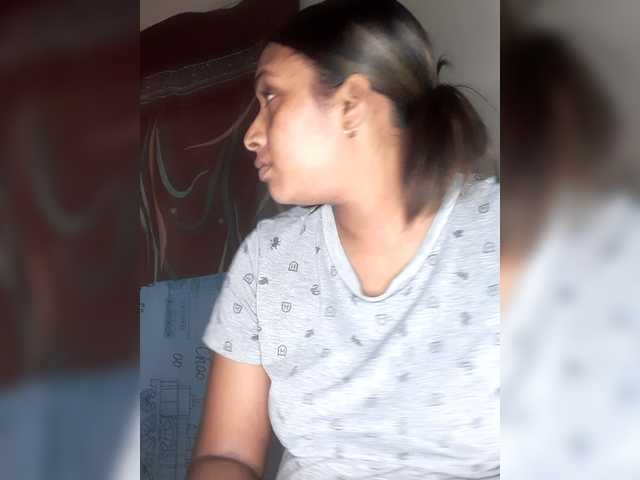 sexycherri cam belle