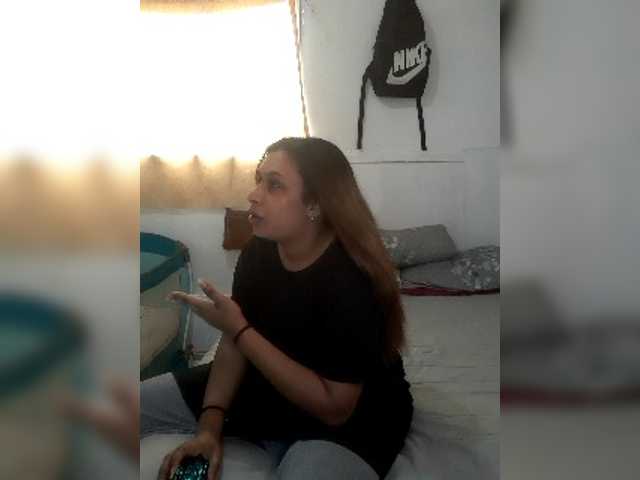 SexyCherri live cam on BongaCams