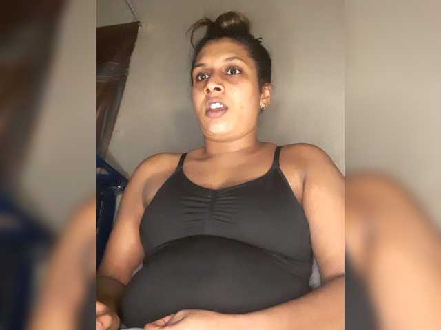 SexyCherri live cam on BongaCams