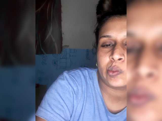 SexyCherri live cam on BongaCams