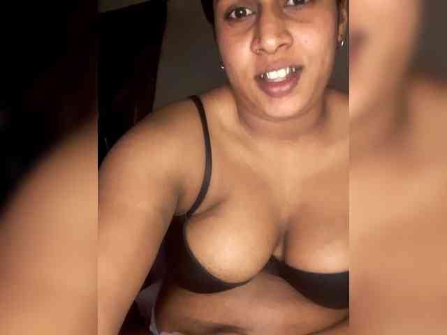 SexyCherri webcam