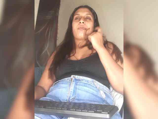SexyCherri webcam