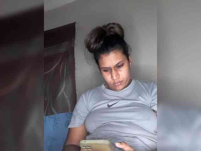 SexyCherri webcam