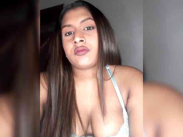 SexyCherri webcam