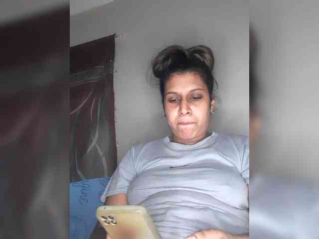 SexyCherri webcam
