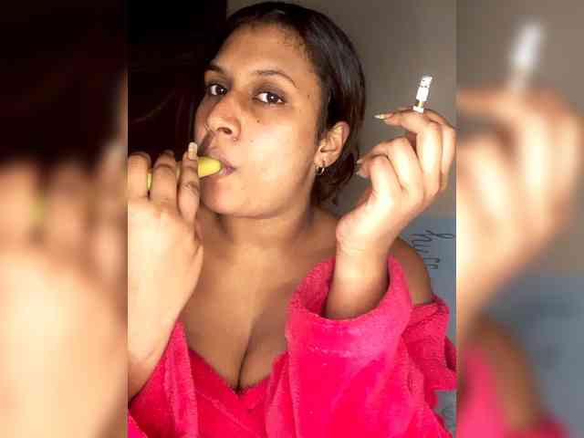 SexyCherri webcam