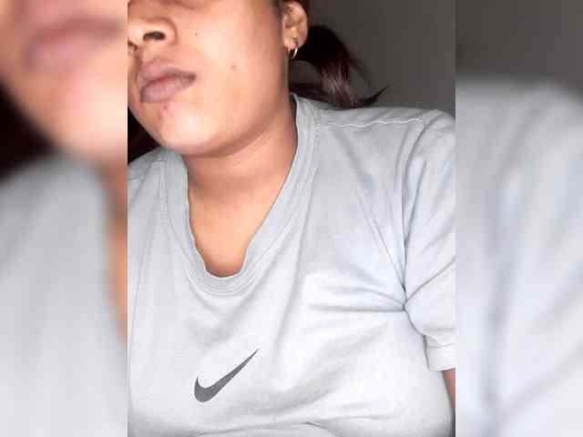 SexyCherri webcam