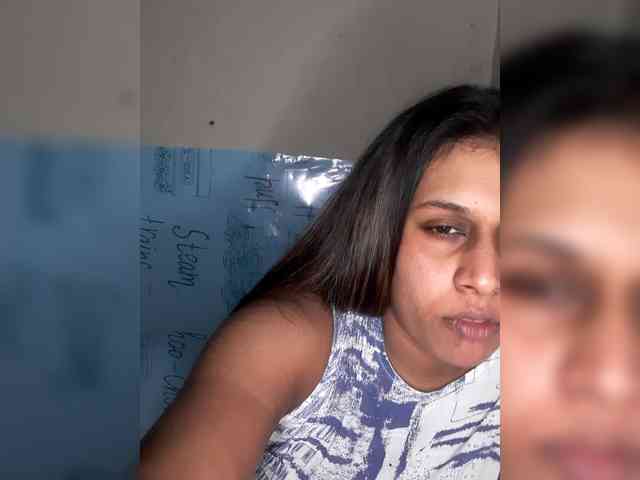 SexyCherri webcam